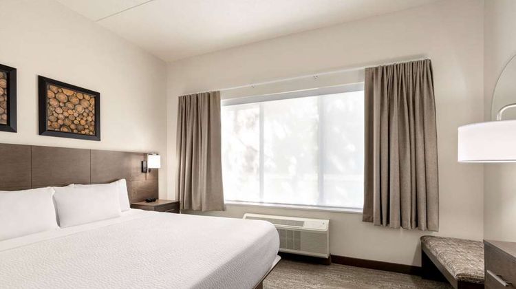 Days Inn & Suites Bozeman Suite