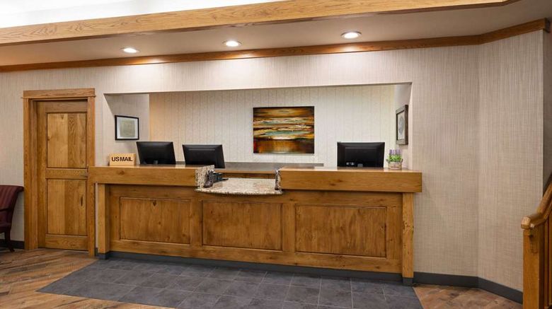 <b>Days Inn & Suites Bozeman Lobby</b>. Images powered by <a href="https://iceportal.shijigroup.com/" title="IcePortal" target="_blank">IcePortal</a>.
