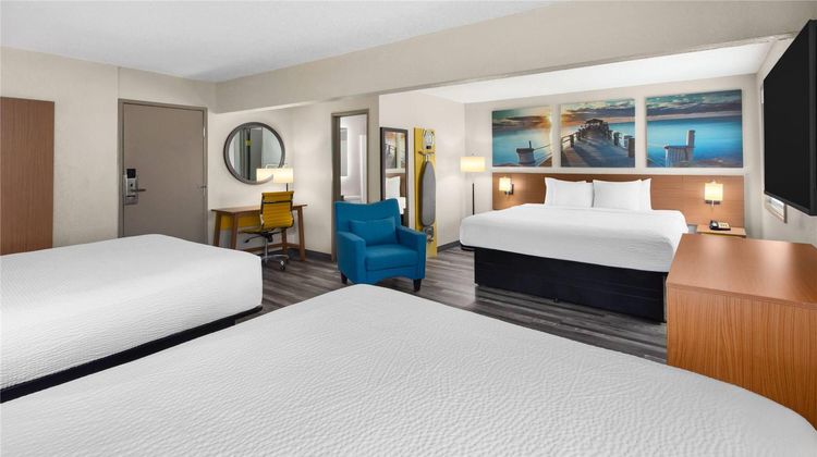 Days Inn Pierre Suite