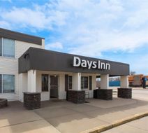 Days Inn Pierre Exterior
