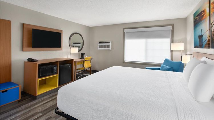 Days Inn Pierre Room