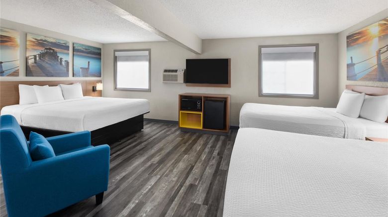 <b>Days Inn Pierre Suite</b>. Images powered by <a href="https://iceportal.shijigroup.com/" title="IcePortal" target="_blank">IcePortal</a>.