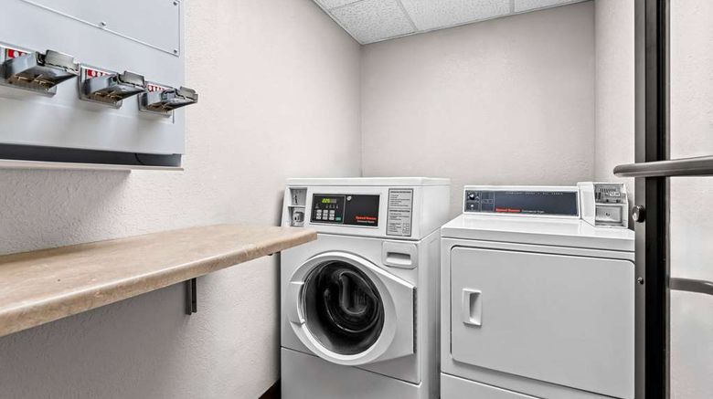 <b>Days Inn Sioux Falls Other</b>. Images powered by <a href="https://iceportal.shijigroup.com/" title="IcePortal" target="_blank">IcePortal</a>.