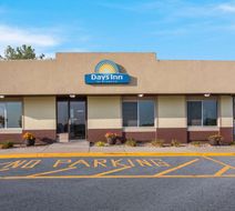 Days Inn Newton Exterior