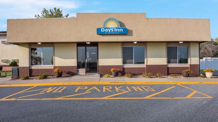 Days Inn Newton Exterior