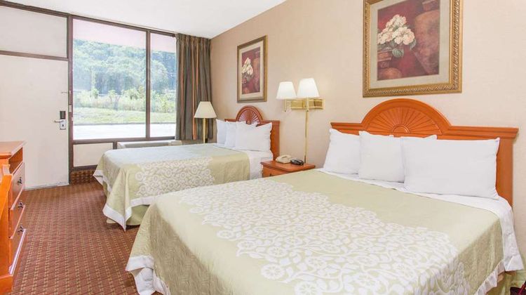 Days Inn Princeton Room