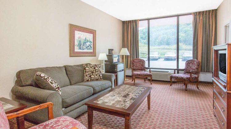 Days Inn Princeton Suite