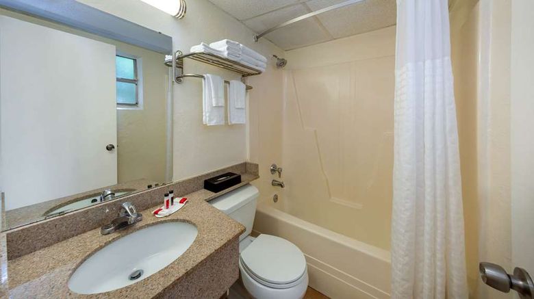 <b>Super 8 Bradenton Sarasota Area Room</b>. Images powered by <a href="https://iceportal.shijigroup.com/" title="IcePortal" target="_blank">IcePortal</a>.