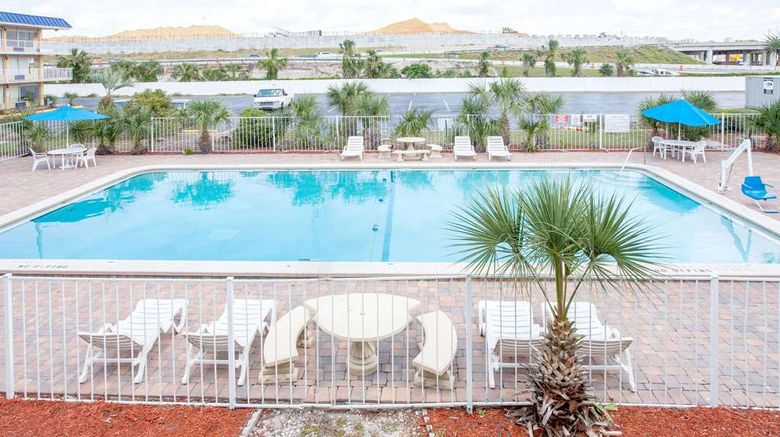 <b>Days Inn by Wyndham Orlando Downtown Pool</b>. Images powered by <a href="https://iceportal.shijigroup.com/" title="IcePortal" target="_blank">IcePortal</a>.