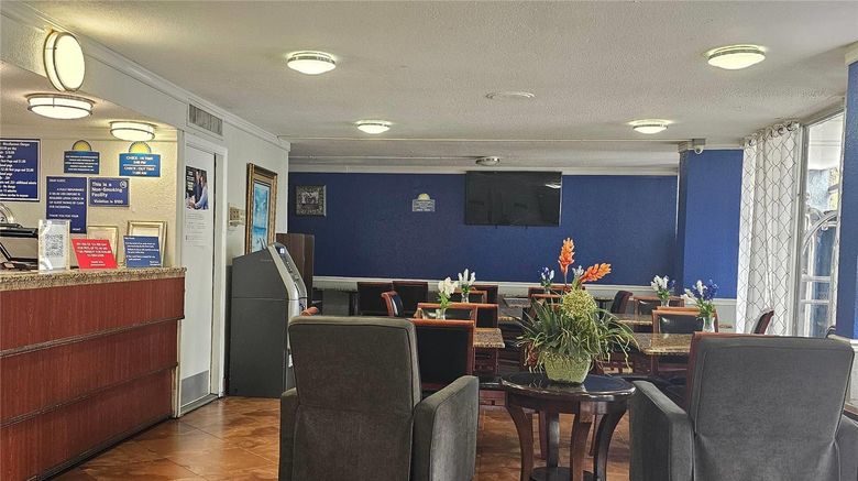 <b>Days Inn by Wyndham Orlando Downtown Lobby</b>. Images powered by <a href="https://iceportal.shijigroup.com/" title="IcePortal" target="_blank">IcePortal</a>.