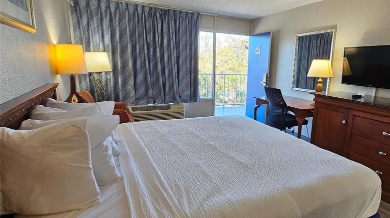 <b>Days Inn by Wyndham Orlando Downtown Room</b>. Images powered by <a href="https://iceportal.shijigroup.com/" title="IcePortal" target="_blank">IcePortal</a>.