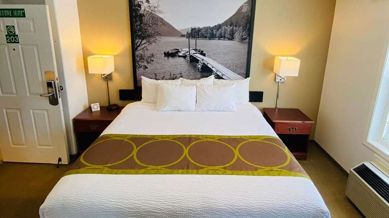 <b>Super 8 100 Mile House Suite</b>. Images powered by <a href="https://iceportal.shijigroup.com/" title="IcePortal" target="_blank">IcePortal</a>.