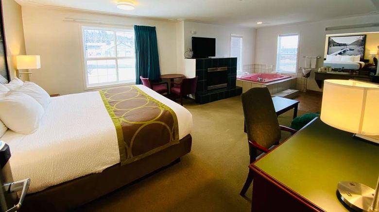 <b>Super 8 100 Mile House Suite</b>. Images powered by <a href="https://iceportal.shijigroup.com/" title="IcePortal" target="_blank">IcePortal</a>.