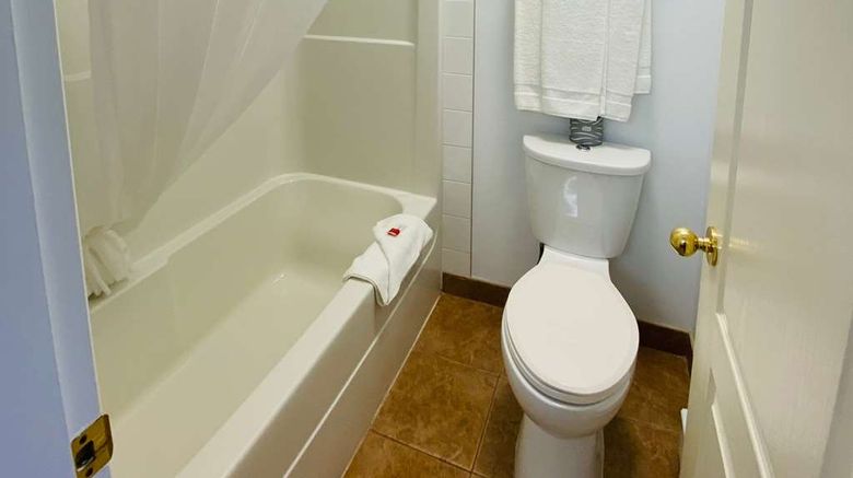 <b>Super 8 100 Mile House Room</b>. Images powered by <a href="https://iceportal.shijigroup.com/" title="IcePortal" target="_blank">IcePortal</a>.