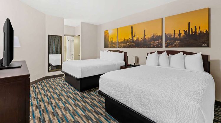 Days Hotel Mesa Near Phoenix Suite