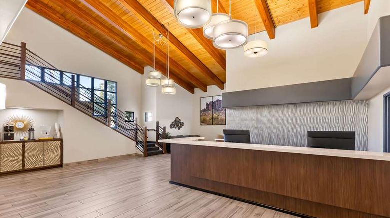 <b>Days Hotel Mesa Near Phoenix Lobby</b>. Images powered by <a href="https://iceportal.shijigroup.com/" title="IcePortal" target="_blank">IcePortal</a>.