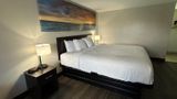 Days Inn Savannah Airport Room