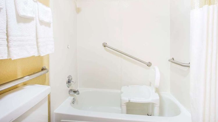 Days Inn Athens Room