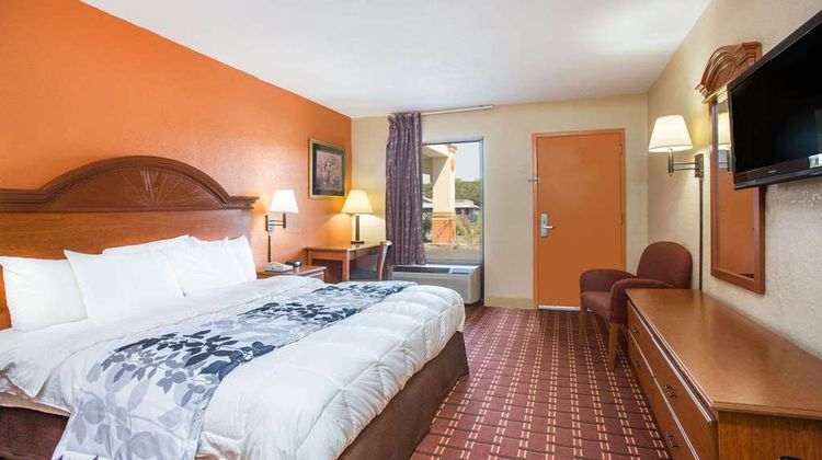 Days Inn Athens Room