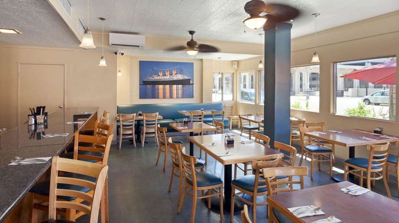 <b>Travelodge Long Beach Convention Center Restaurant</b>. Images powered by <a href="https://iceportal.shijigroup.com/" title="IcePortal" target="_blank">IcePortal</a>.