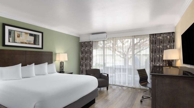 <b>Monterey Bay Travelodge Room</b>. Images powered by <a href="https://iceportal.shijigroup.com/" title="IcePortal" target="_blank">IcePortal</a>.