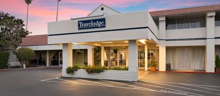 Monterey Bay Travelodge Exterior