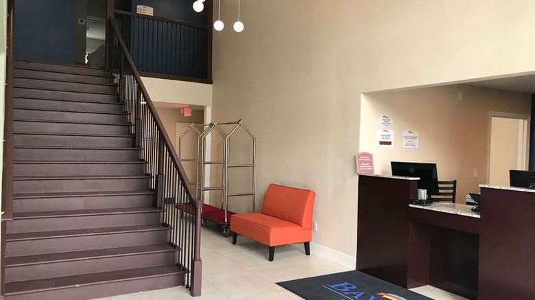 <b>Baymont by Wyndham Lake Park Valdosta I75 Lobby</b>. Images powered by <a href="https://iceportal.shijigroup.com/" title="IcePortal" target="_blank">IcePortal</a>.