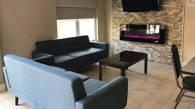 Baymont by Wyndham Lake Park Valdosta I75 Lobby