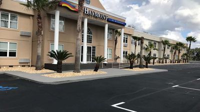 Baymont by Wyndham Lake Park Valdosta I75