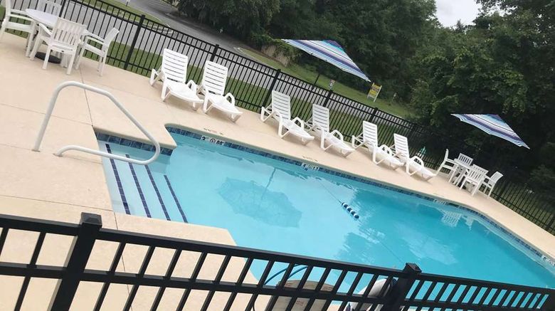 <b>Baymont by Wyndham Lake Park Valdosta I75 Pool</b>. Images powered by <a href="https://iceportal.shijigroup.com/" title="IcePortal" target="_blank">IcePortal</a>.