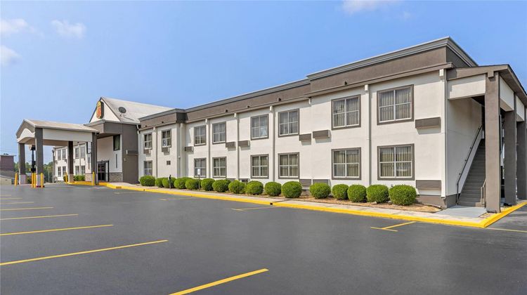 Super 8 Athens Exterior