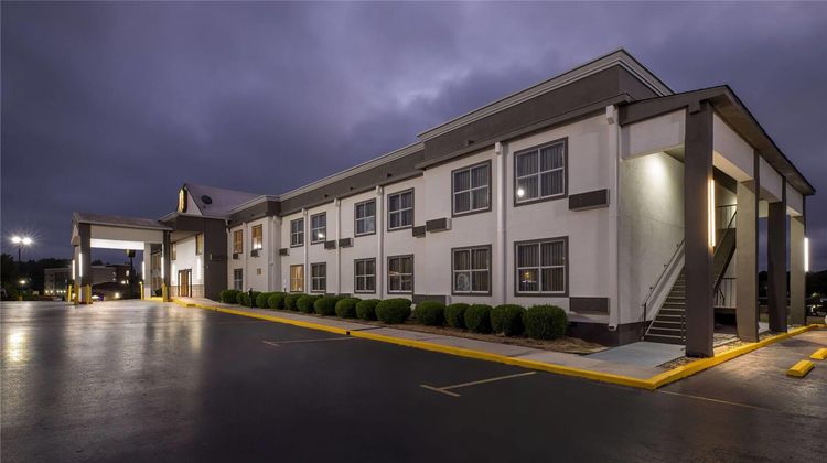 Super 8 Athens Exterior