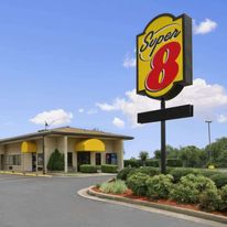Super 8 Tupelo Airport