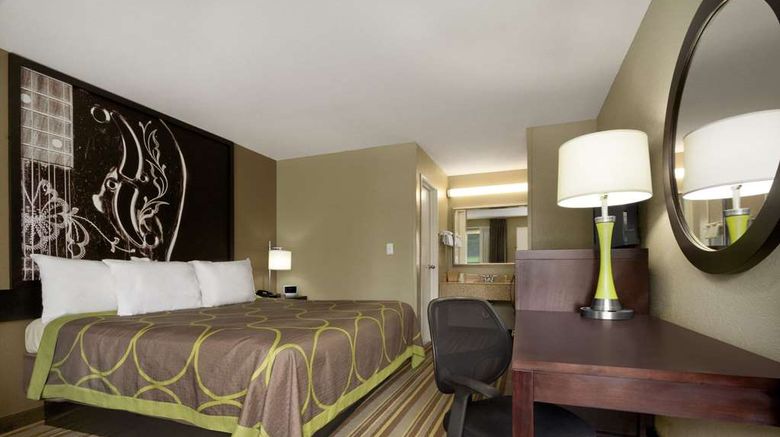 <b>Super 8 Tupelo Airport Room</b>. Images powered by <a href="https://iceportal.shijigroup.com/" title="IcePortal" target="_blank">IcePortal</a>.