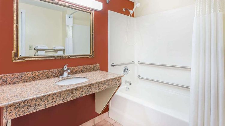 Days Inn Trenton Room