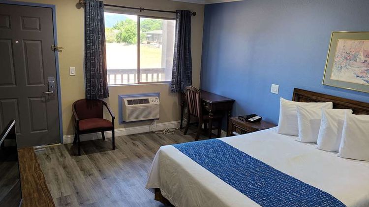 Travelodge Clearlake Room