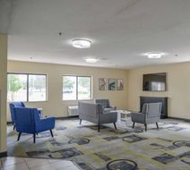 Days Inn Mount Vernon Lobby
