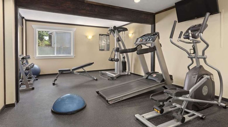 <b>Days Inn Kelowna Health</b>. Images powered by <a href="https://iceportal.shijigroup.com/" title="IcePortal" target="_blank">IcePortal</a>.