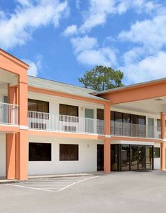 Super 8 Ocean Springs Biloxi