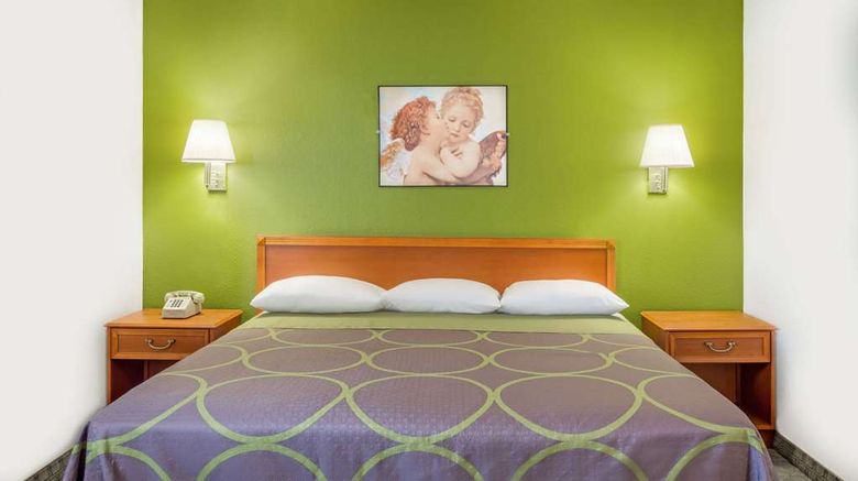 <b>Super 8 Price Room</b>. Images powered by <a href="https://iceportal.shijigroup.com/" title="IcePortal" target="_blank">IcePortal</a>.