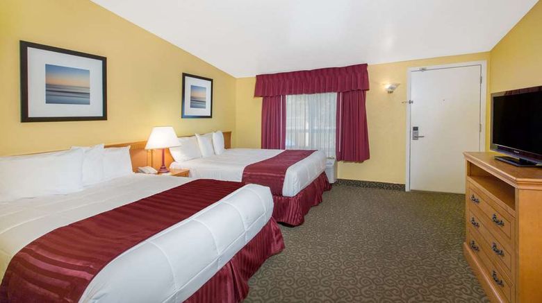 <b>Days Inn by Wyndham Redwood City Room</b>. Images powered by <a href="https://iceportal.shijigroup.com/" title="IcePortal" target="_blank">IcePortal</a>.