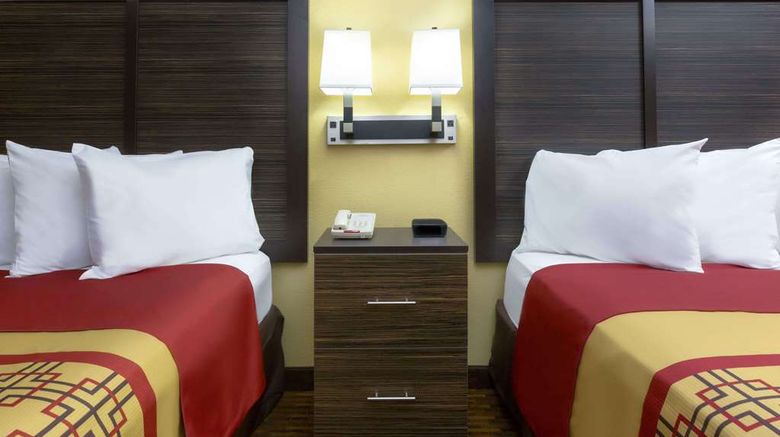 <b>Days Inn Columbus-North Fort Moore Room</b>. Images powered by <a href="https://iceportal.shijigroup.com/" title="IcePortal" target="_blank">IcePortal</a>.