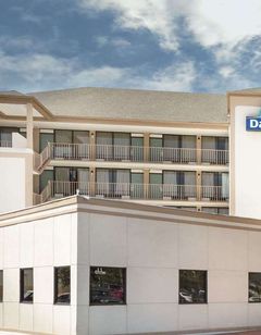 Days Inn Columbus-North Fort Moore
