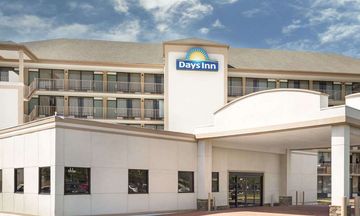 Days Inn Columbus-North Fort Moore