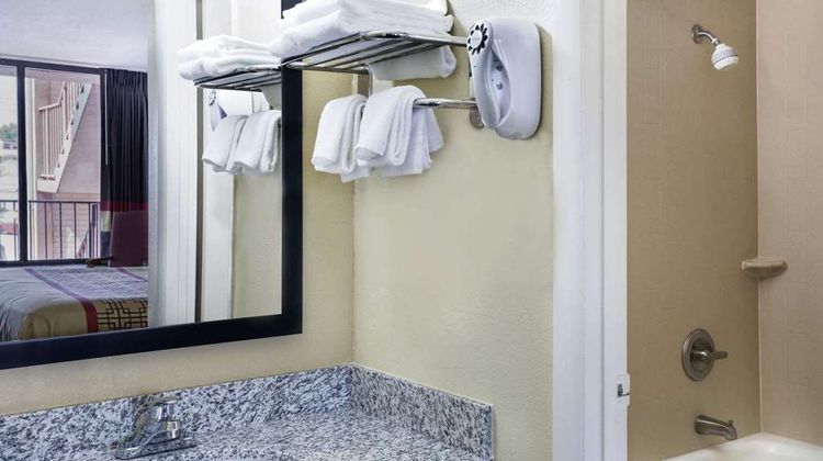 Days Inn Columbus-North Fort Moore Room