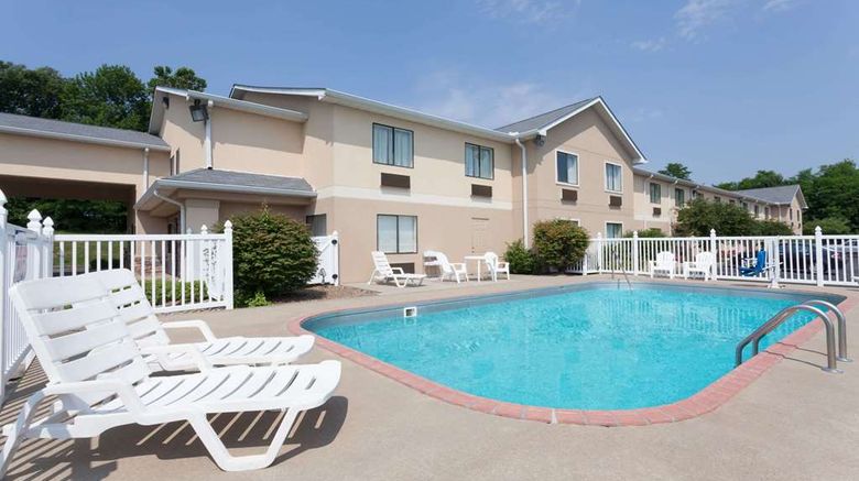 <b>Ramada Limited Tell City Pool</b>. Images powered by <a href="https://iceportal.shijigroup.com/" title="IcePortal" target="_blank">IcePortal</a>.