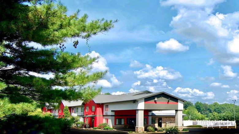 <b>Ramada Limited Tell City Exterior</b>. Images powered by <a href="https://iceportal.shijigroup.com/" title="IcePortal" target="_blank">IcePortal</a>.