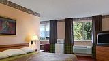 Super 8 Colorado Springs Airport Room