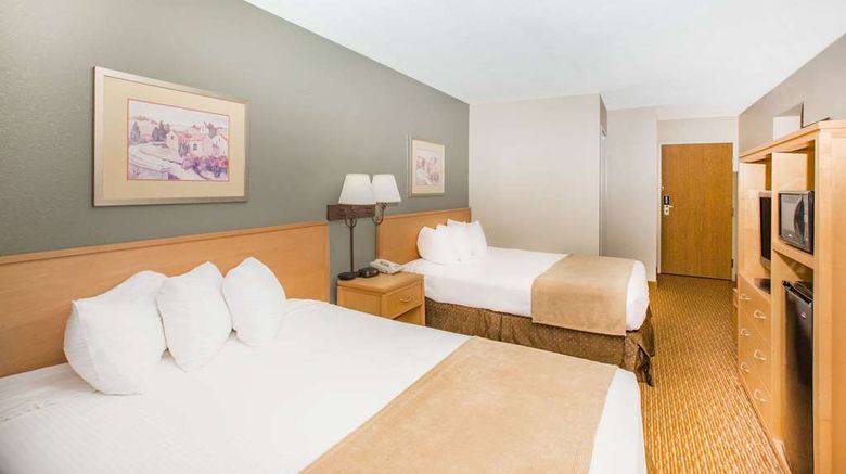 <b>Ramada Spirit Lake/Okoboji Room</b>. Images powered by <a href="https://iceportal.shijigroup.com/" title="IcePortal" target="_blank">IcePortal</a>.