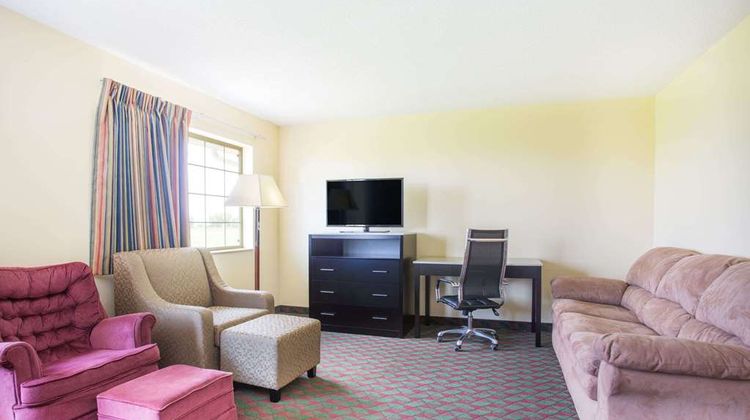 Days Inn - Lexington NE Room